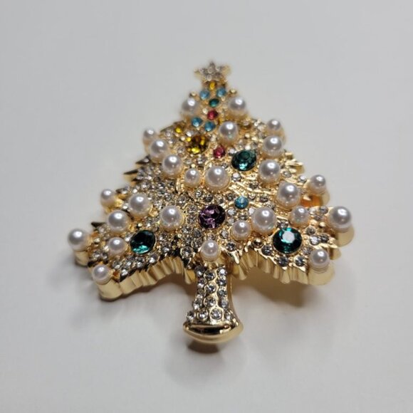 NWT Christmas Brooch Pin Sparkling Gold Christmas Tree With Pearl Like Accents - Picture 4 of 4
